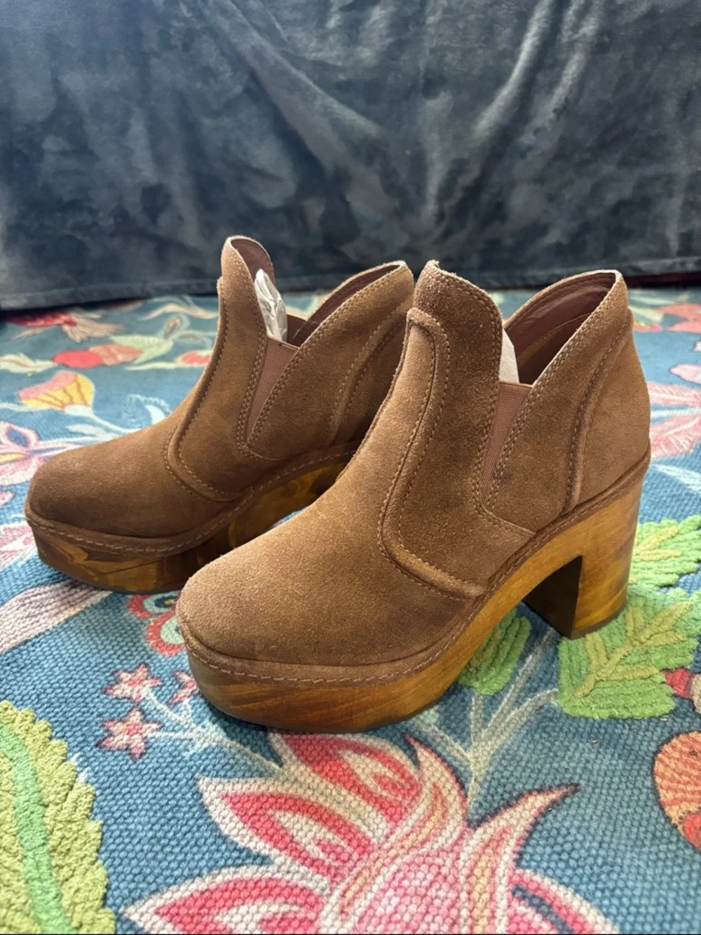 Matisse Brown Suede Platform Jolie Booties